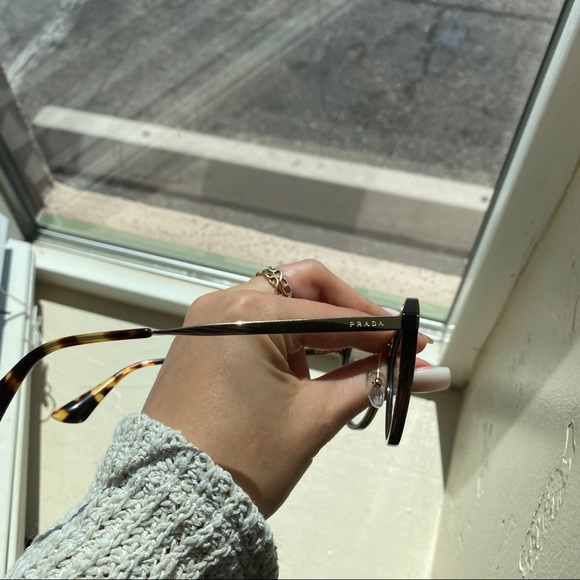 NEW prada soft cat eye frames - Picture 3 of 7